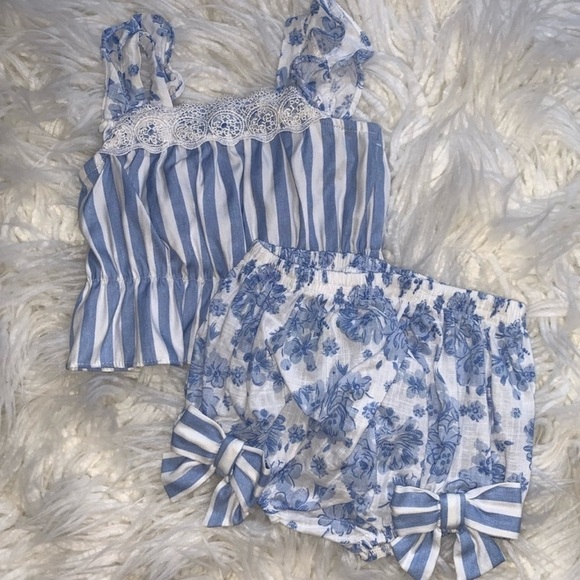 Matching set - Picture 2 of 6